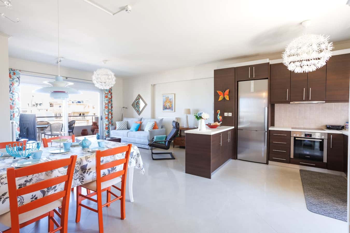 Cousins Apartment with Private Parking